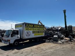 Best Estate Cleanout  in Lyles, TN